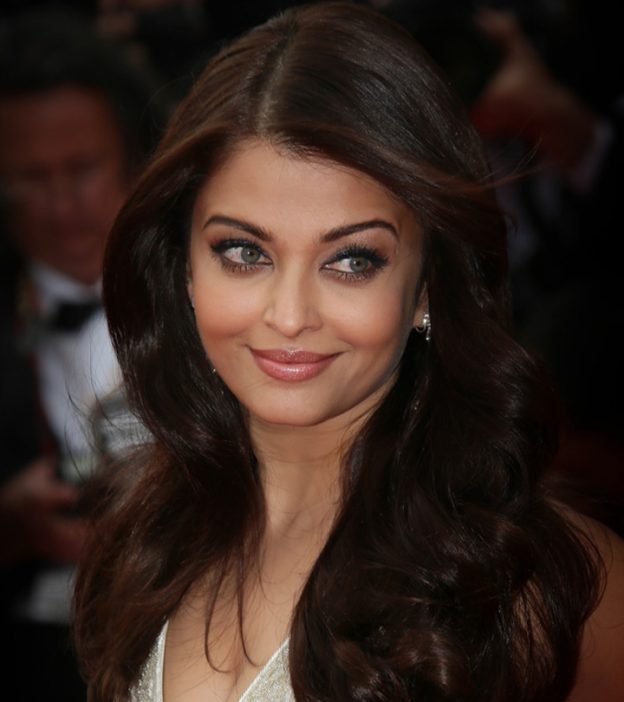 15 Pictures Of Aishwarya Rai Without Makeup