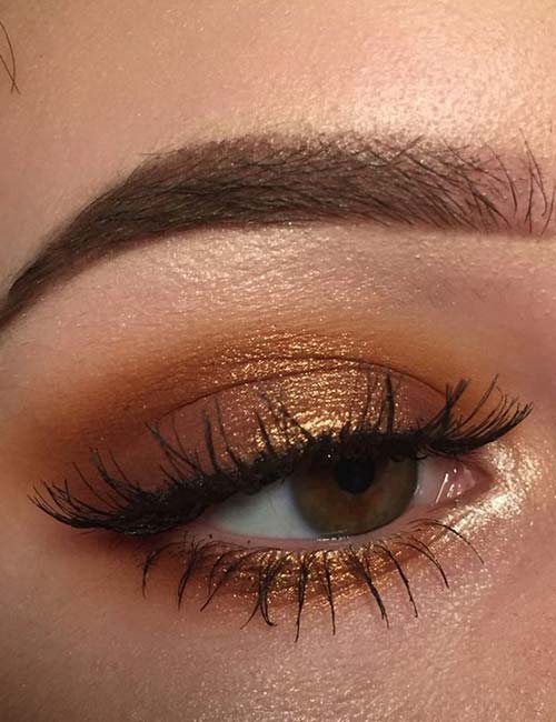 The prettiest copper gold look makeup for green eyes