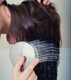 How To Wash Your Natural Hair To Prevent Breakage