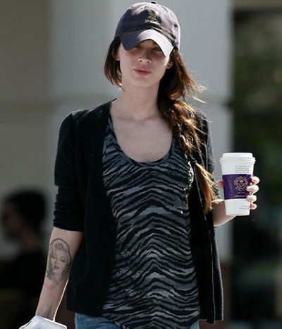 Megan Fox without makeup running errands