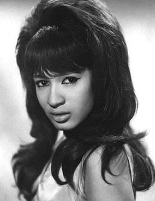 Ronnie Spector with cat eye