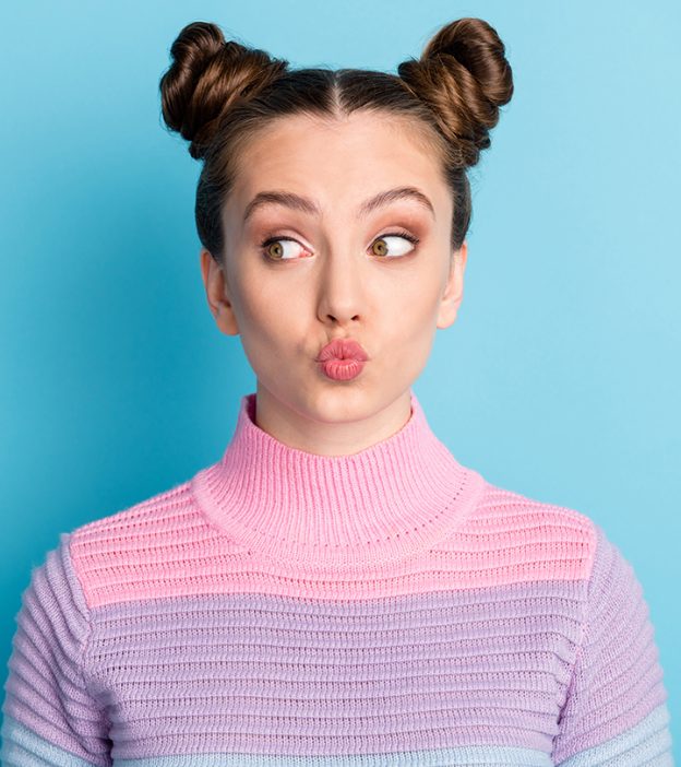51 Cool Space Bun Hairstyles To Strike A Chic Look